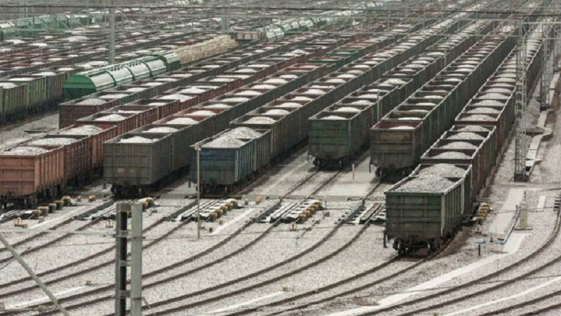 вагоны с грузами